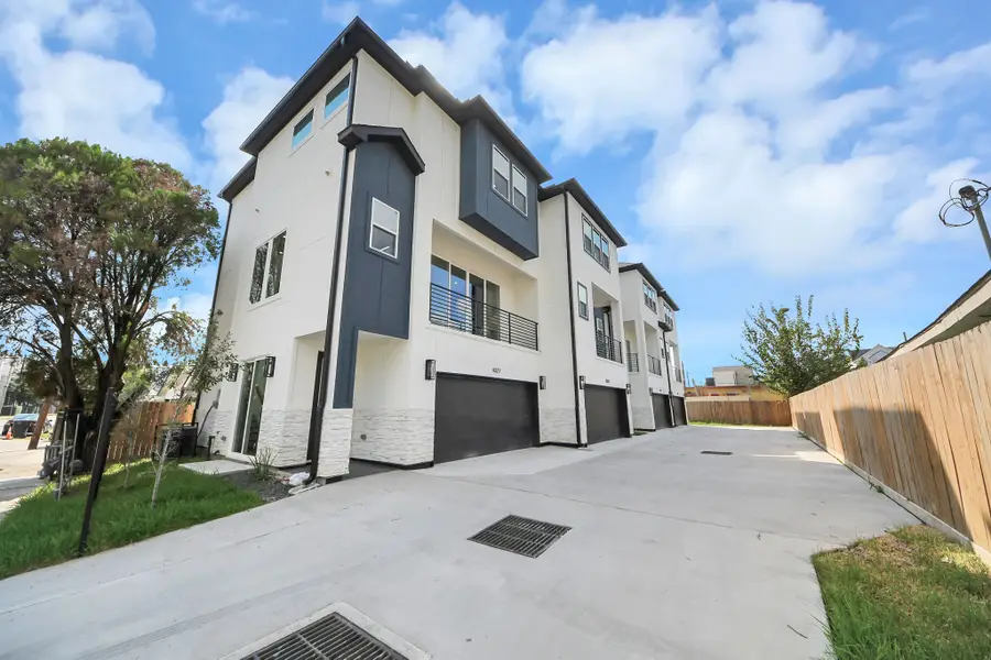 4327 Center Street, Houston, TX 77007 - #3