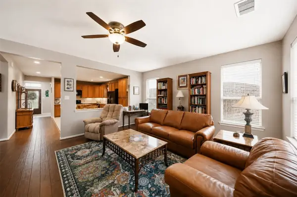 8635 Sunny Gallop Drive, Tomball, TX 77375
