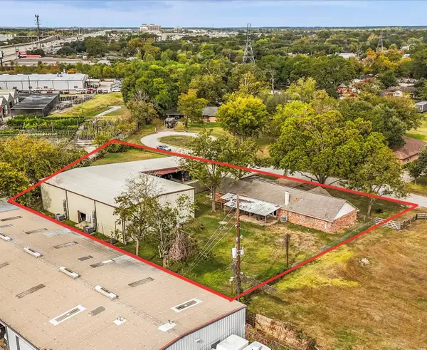 15811 Manning Drive, Cypress, TX 77429