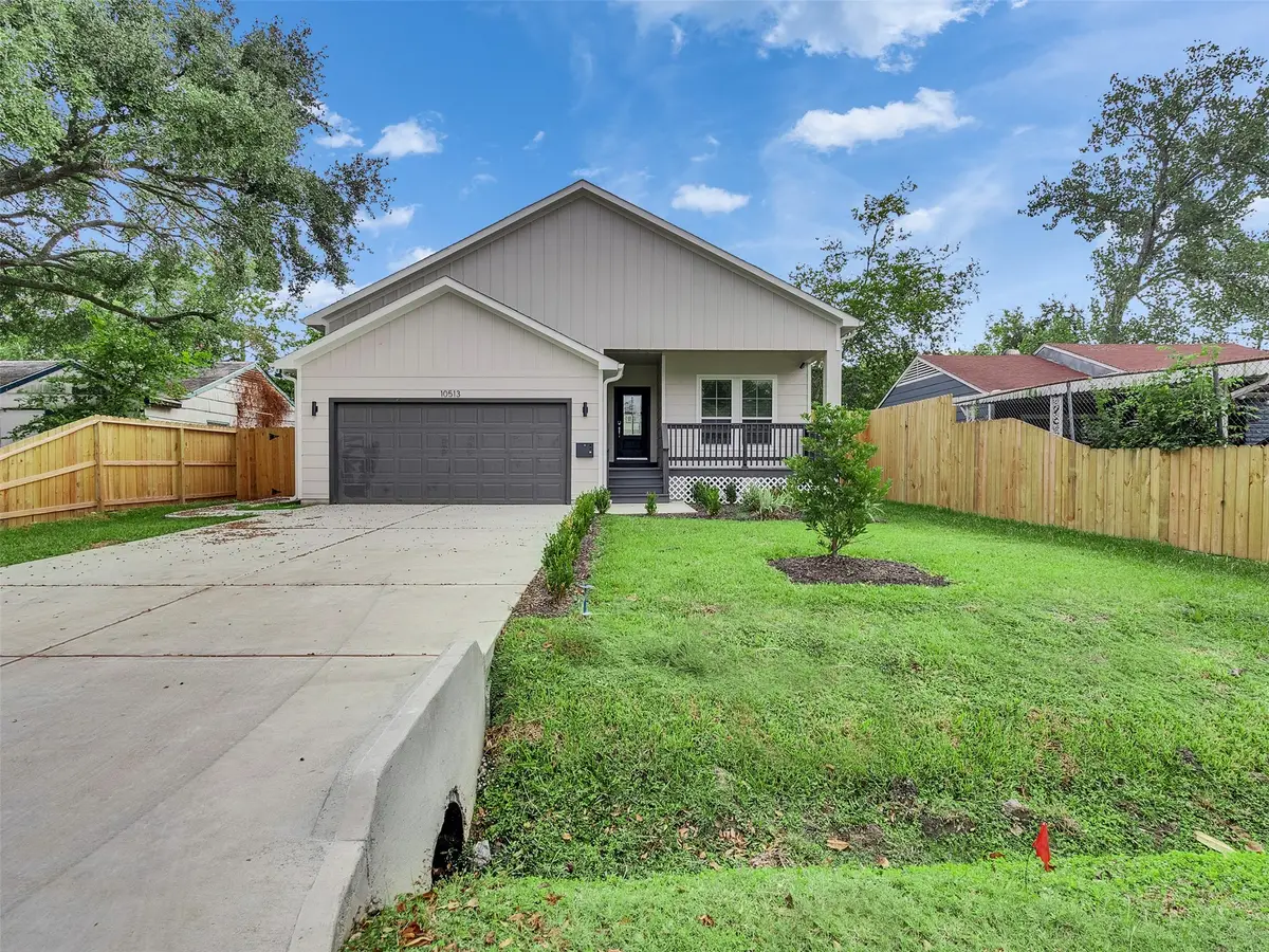 10513 Chesterfield Drive, Houston, TX 77051 - Image #1