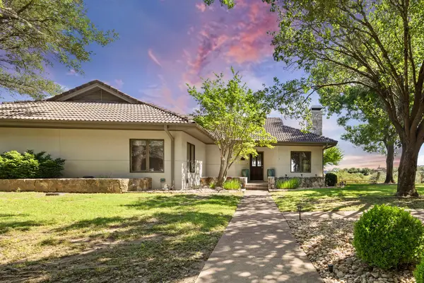 1609 Clubhouse Hill Drive, Spicewood, TX 78669