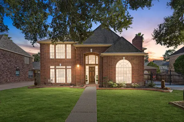 3303 Amber Forest Drive, Houston, TX 77068