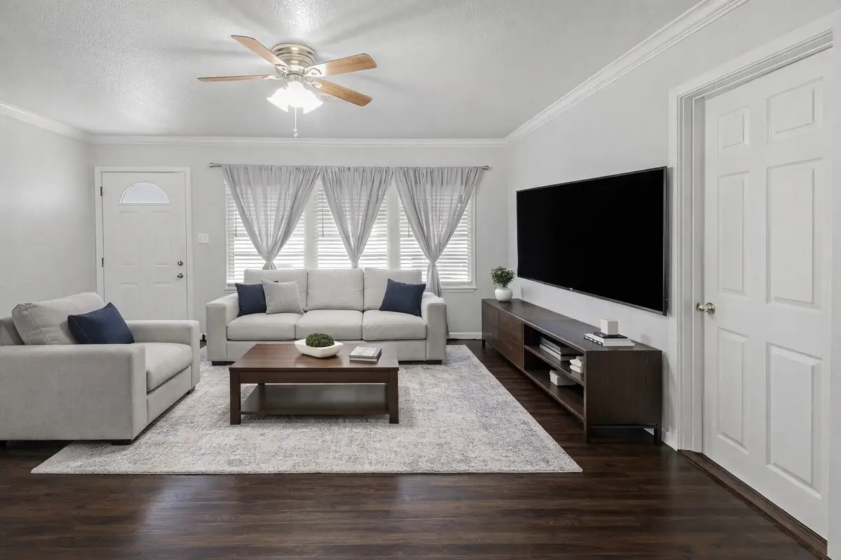 1117 Southampton Street, Angleton, TX 77515 - Image #1