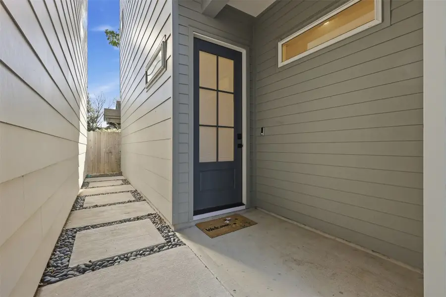 732 W 17th Street, Houston, TX 77008 - #2