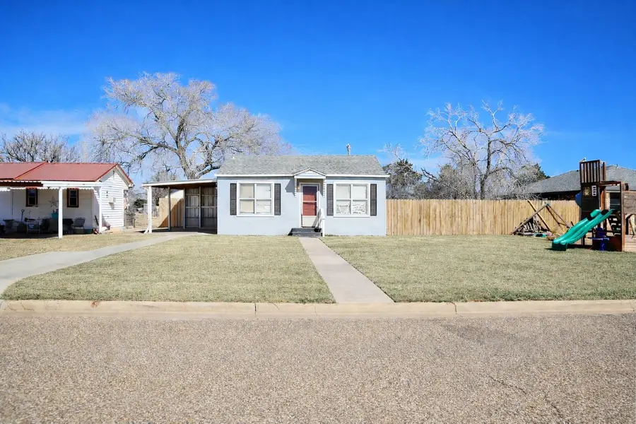 709 10th Street, Shallowater, TX 79363 - #2