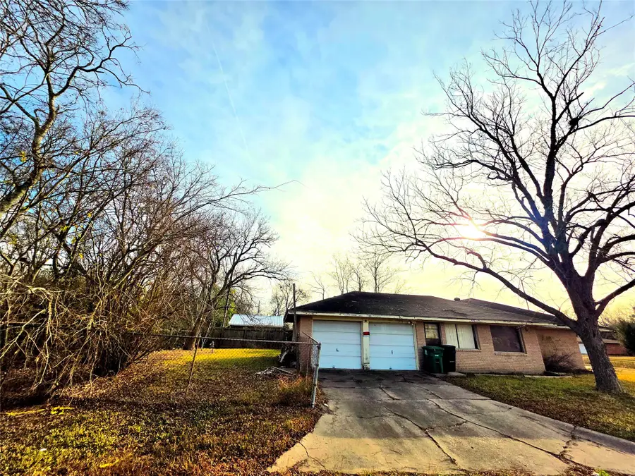 2962 Almeda Plaza Drive, Houston, TX 77045 - Image #2