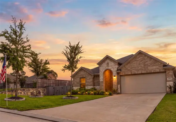 6005 Heritage Creek Lane, Conroe, TX 77304