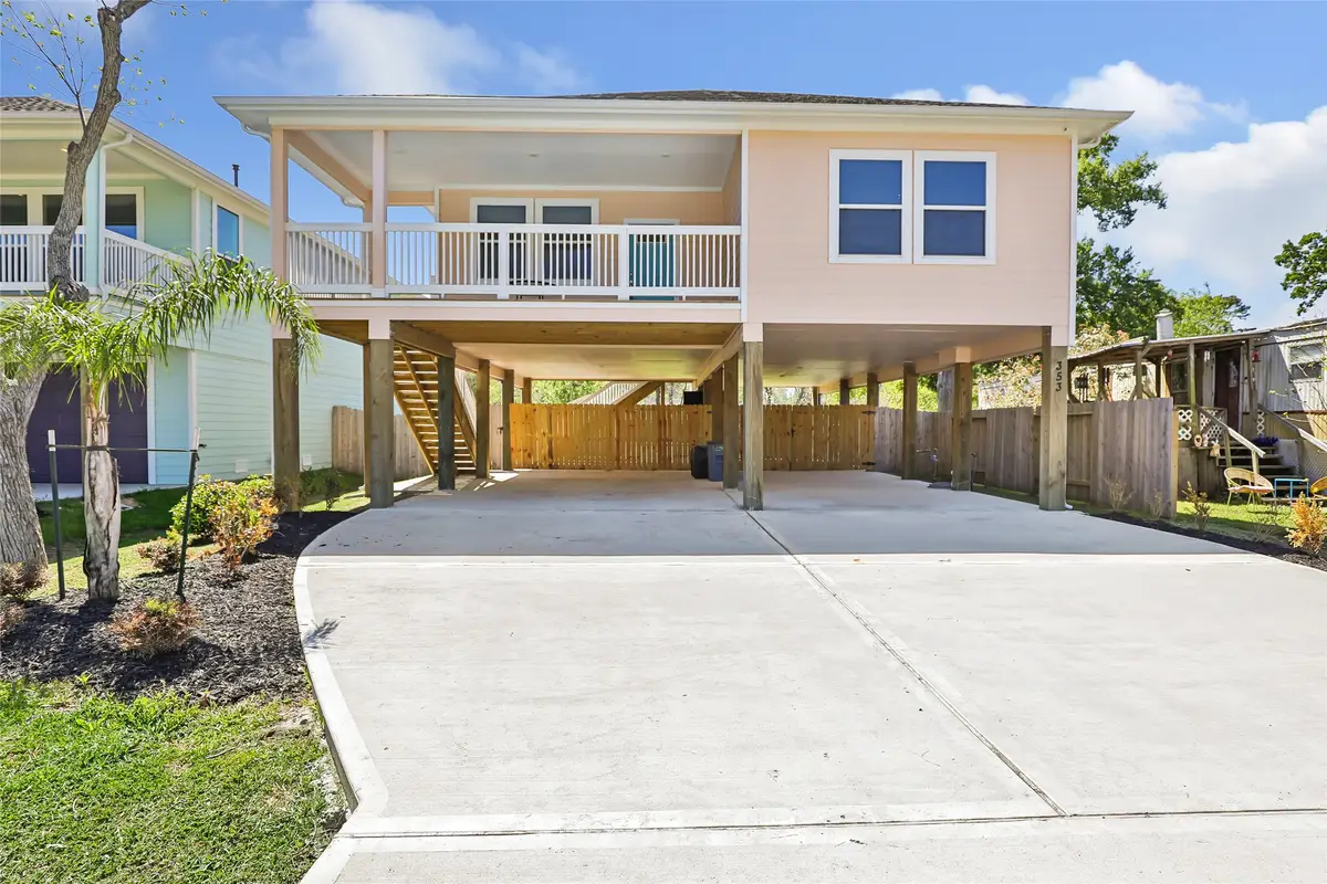 353 Bay Oaks Drive, La Porte, TX 77571 - #1