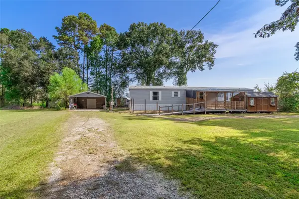 22605 Strickland Drive, New Caney, TX 77357