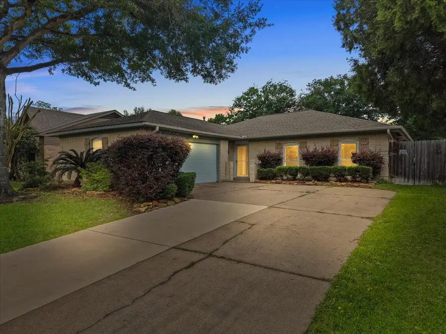 883 Silverpines Road, Houston, TX 77062 - #2