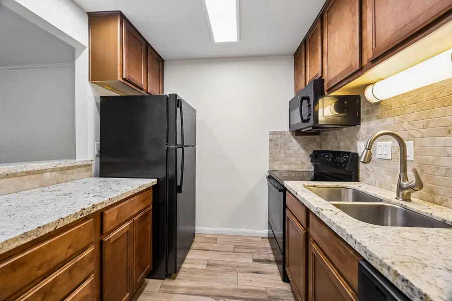 1880 White Oak Drive #151, Houston, TX 77009 - #2