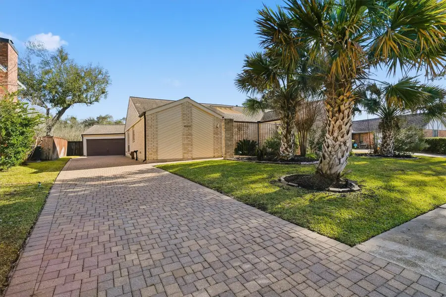 15015 Pleasant Valley Road, Houston, TX 77062 - Image #2