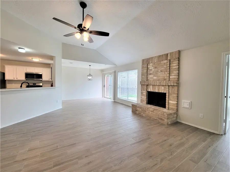 11410 Sunny Creek Drive, Houston, TX 77066 - #3