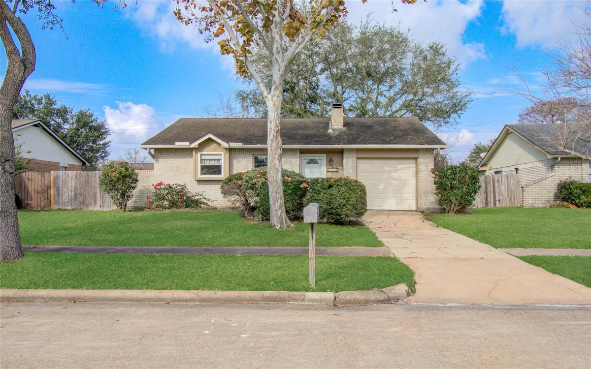 2536 Knoxville Drive, League City, TX 77573 - Image #1