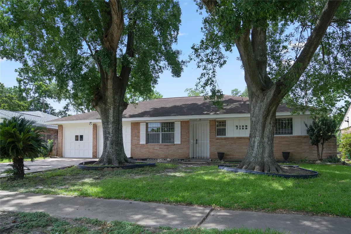 7122 Tanager Street, Houston, TX 77074 - #1
