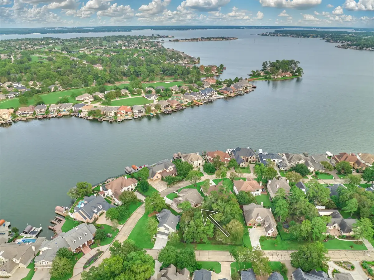 87 W Shore Drive, Montgomery, TX 77356 - Image #1