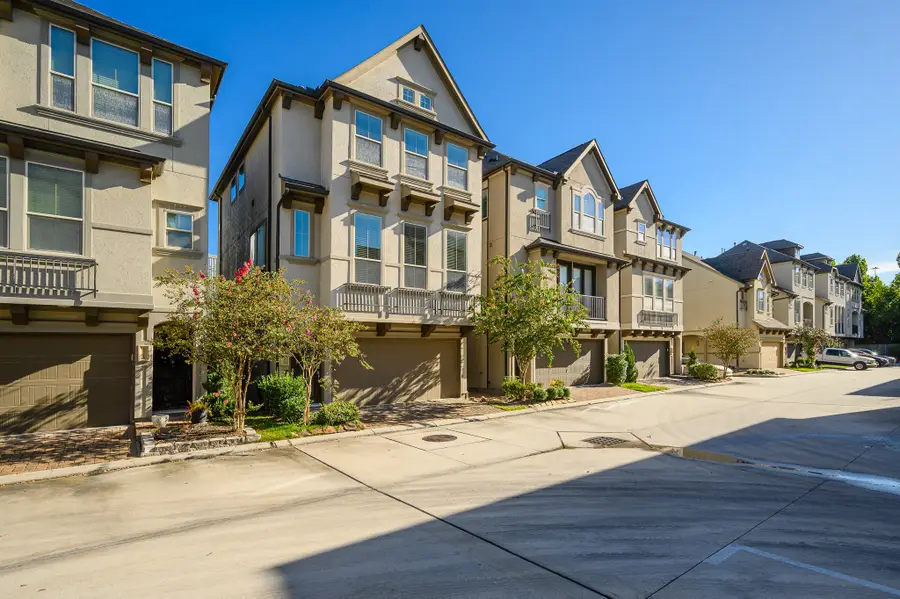 10716 Addicks Oaks Place, Houston, TX 77043 - #2