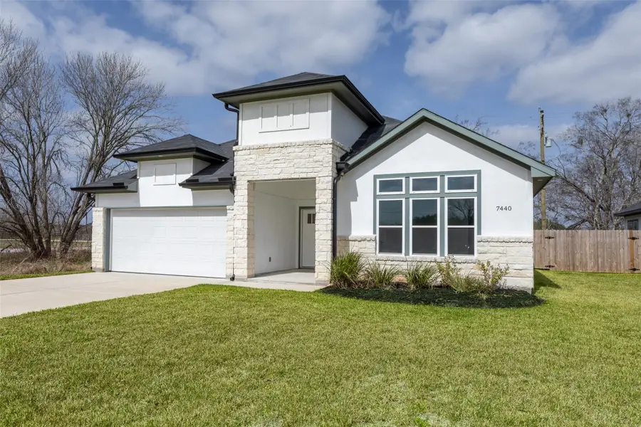 7440 Avenue E, Beasley, TX 77417 - #3