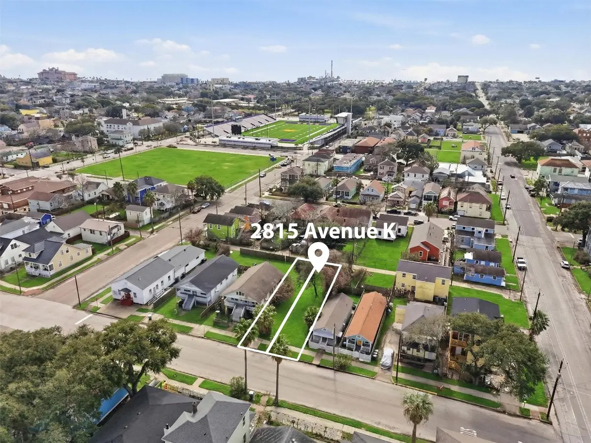 2815 Avenue K, Galveston, TX 77550 - #1