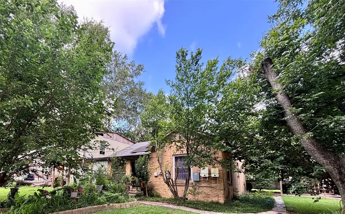 401 S Cottonwood Street, Crockett, TX 75835 - #1