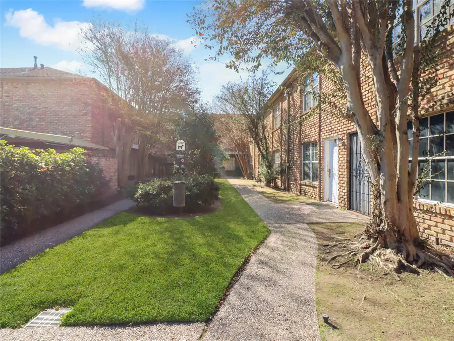 6401 Skyline Drive #20, Houston, TX 77057 - #3