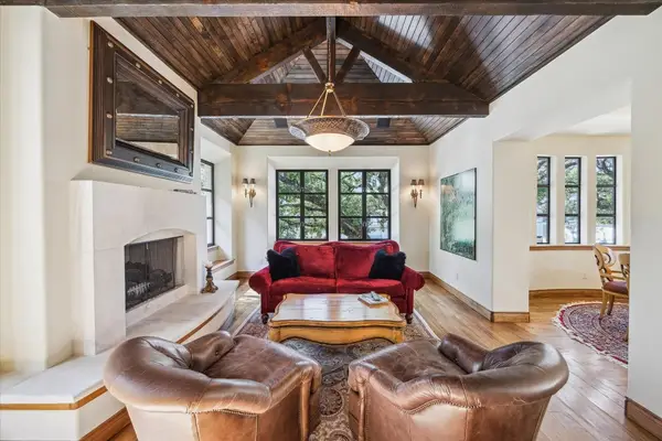 4320 Dickson, Houston, TX 77007