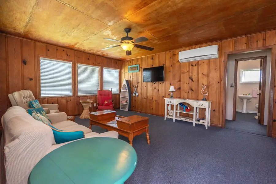 4018 3rd Street, Galveston, TX 77554 - #3