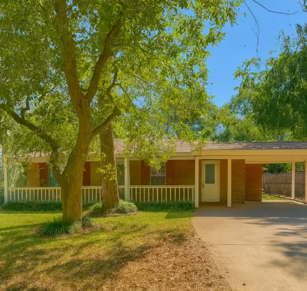 432 Young Street, Livingston, TX 77351