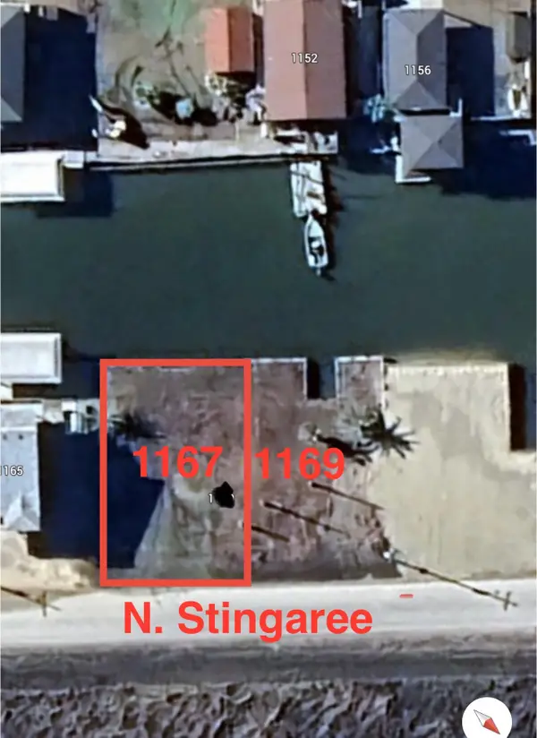 1167 N Stingaree Drive, Crystal Beach, TX 77650