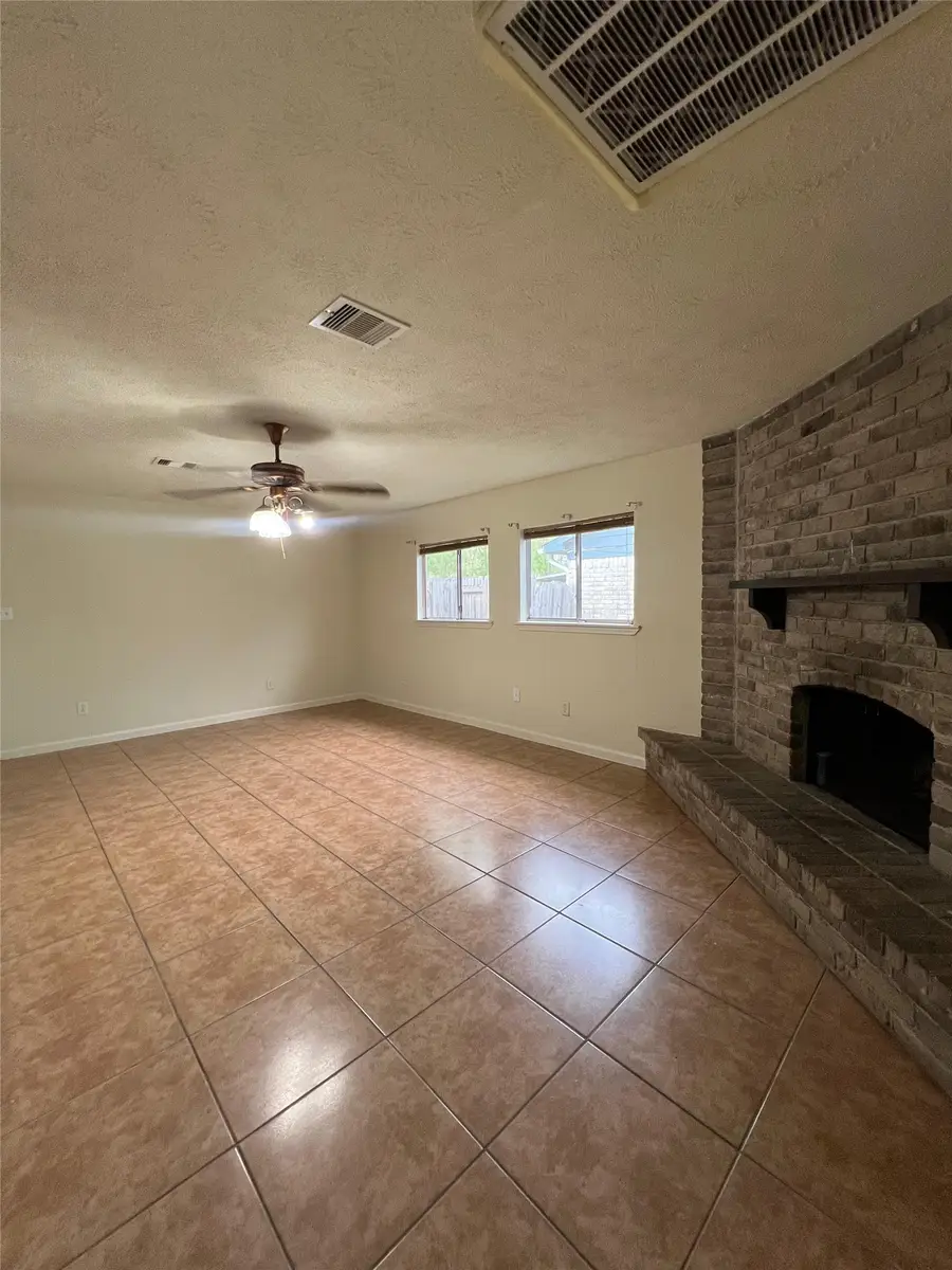 6231 Hollow Pines Drive, Houston, TX 77049 - #3