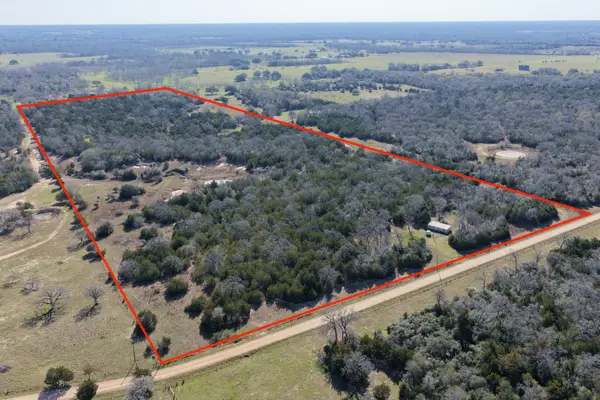 1873 County Road 136a, Hallettsville, TX 77964