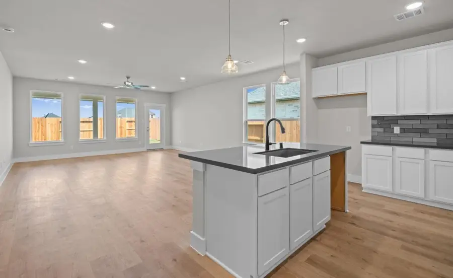 325 Gambels Quail Road, Waller, TX 77484 - Image #2