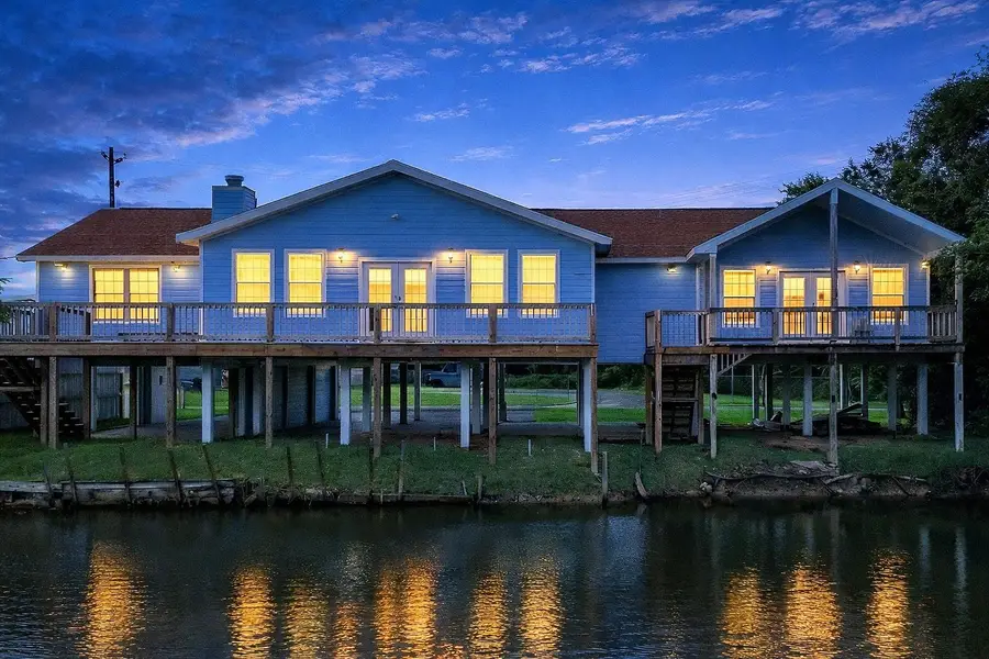1615 Railroad Avenue, San Leon, TX 77539 - #2