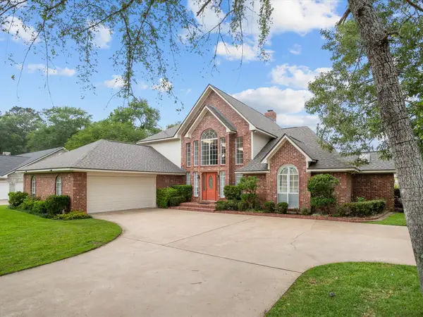 123 Crown Colony Drive, Lufkin, TX 75901