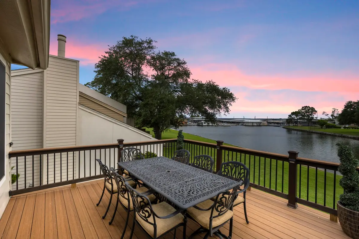 3930 Knollcrest Drive, Montgomery, TX 77356 - #1