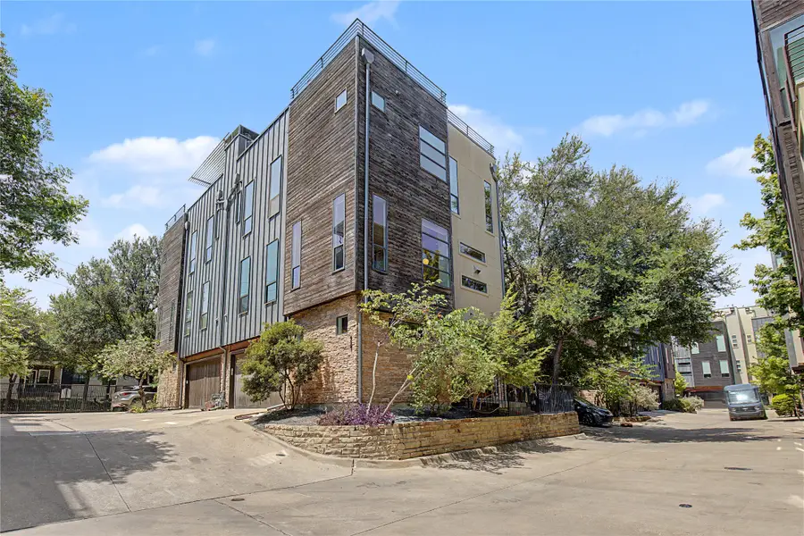 432 Trinity River Circle, Dallas, TX 75203 - #3