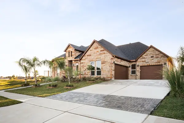 606 Appia Drive, Kemah, TX 77565