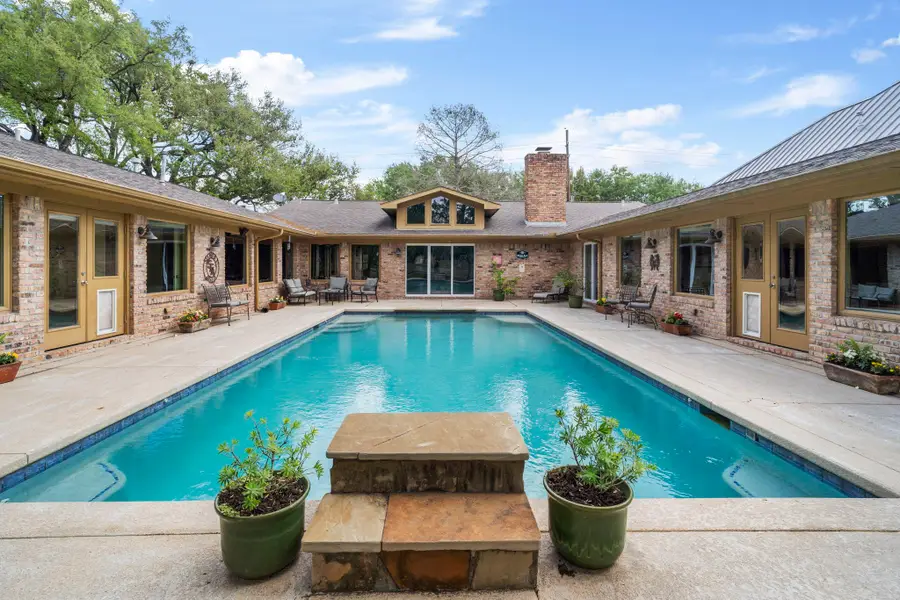 522 Oyster Creek Drive, Sugar Land, TX 77478 - #2