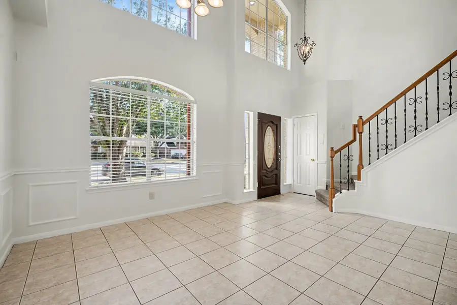 2304 Evergreen Drive, Pearland, TX 77581 - Image #2