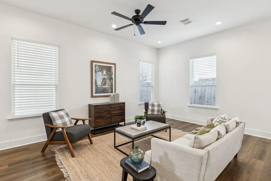 1230 Mcneil Street, Houston, TX 77009 - Image #2