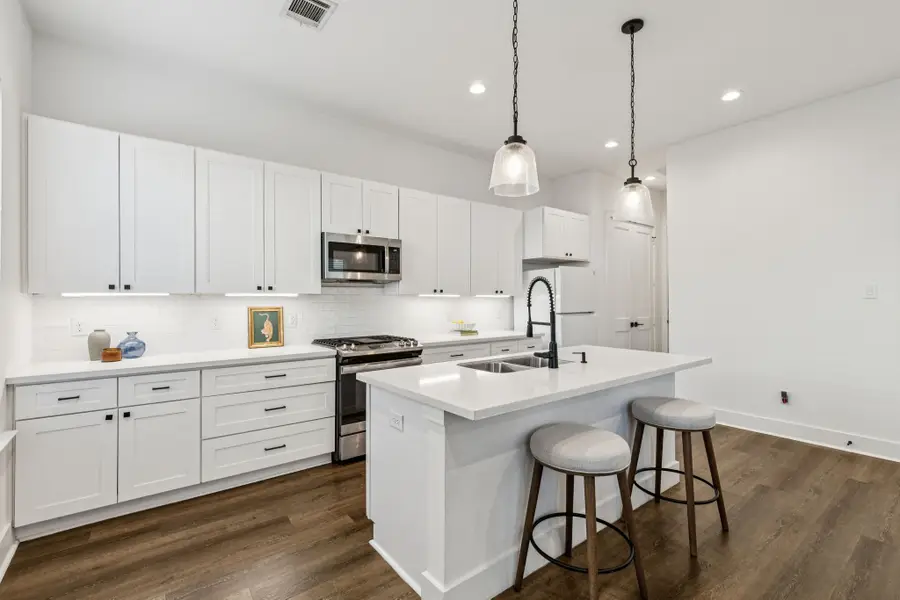 1230 Mcneil Street, Houston, TX 77009 - Image #3