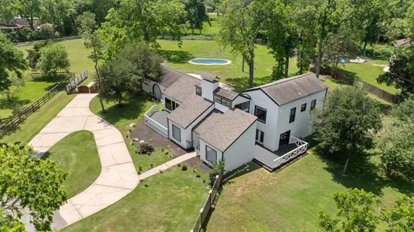 5230 Meadow Forest Drive, Richmond, TX 77406