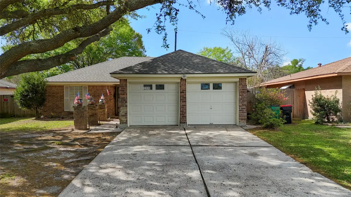 2205 Buchanan Drive, Baytown, TX 77520 - #1