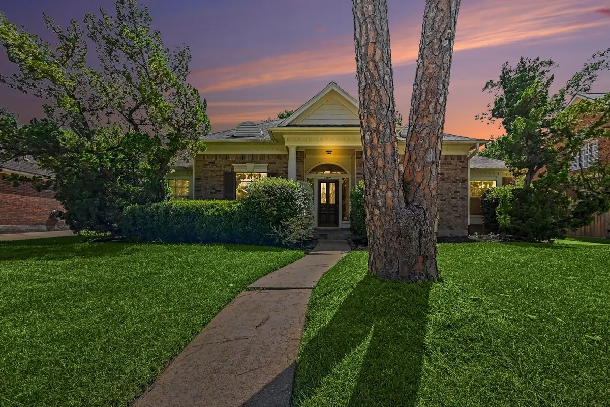 15814 Lake Lodge Drive, Houston, TX 77062 - #1