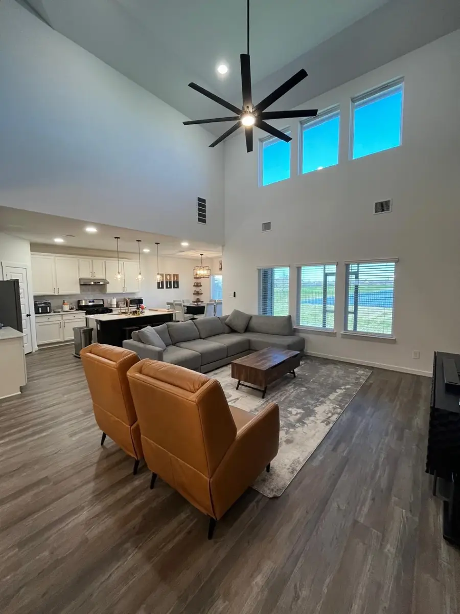 842 Dahlia Petal Drive, Missouri City, TX 77459 - Image #3