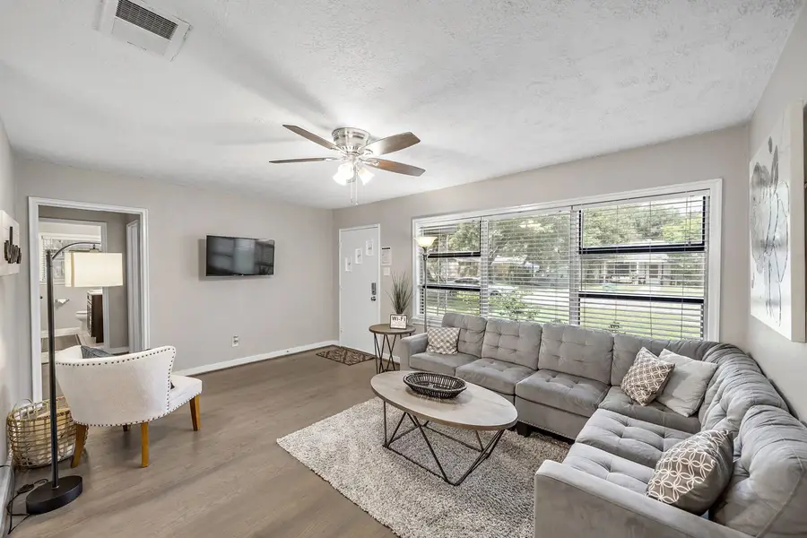 2007 Harding Street, Pasadena, TX 77502 - Image #2