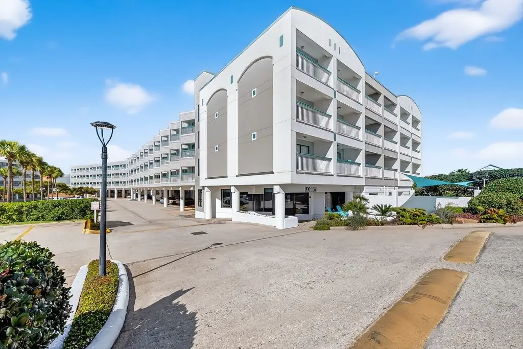 6102 Seawall Boulevard #120, Galveston, TX 77551 - Image #1