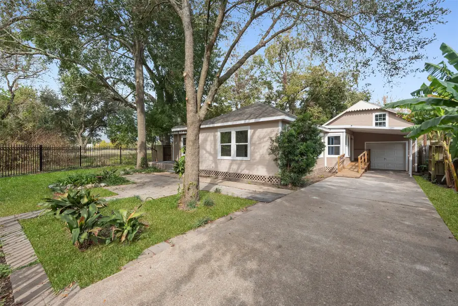 1200 Adams Street, Baytown, TX 77520 - Image #2