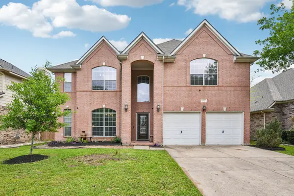 17711 Creek Bluff Lane, Cypress, TX 77433
