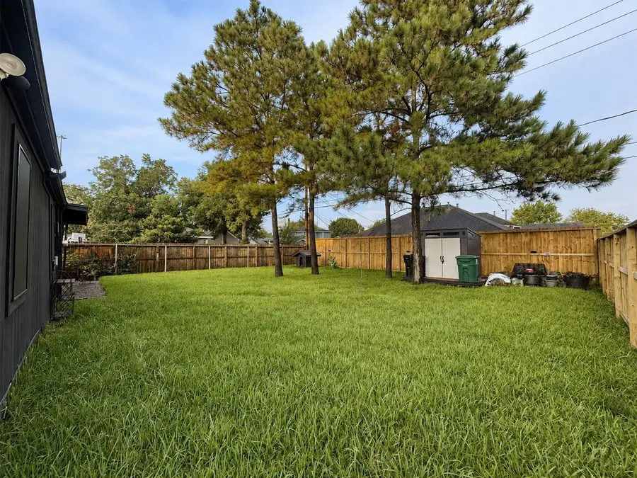 2043 Des Jardines Street, Houston, TX 77023 - #3